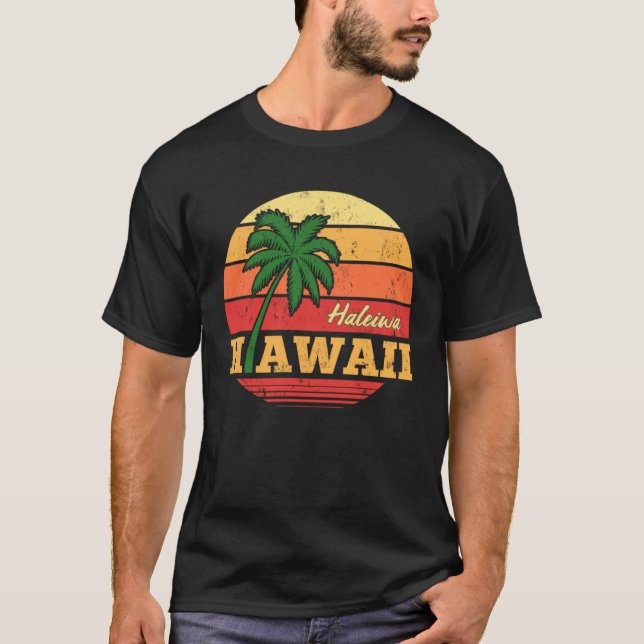 HAWAII Haleiwa Beautiful Vacation Retro Souvenir T-Shirt (Vorderseite)