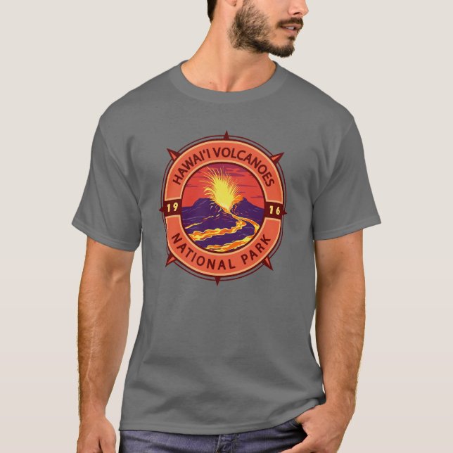 Hawaii Volcanoes Nationalpark Retro Kompass T-Shirt (Vorderseite)