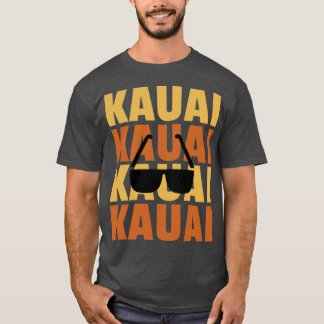 Hawaiian Islands Surf Style Sunglasses Beach desig T-Shirt