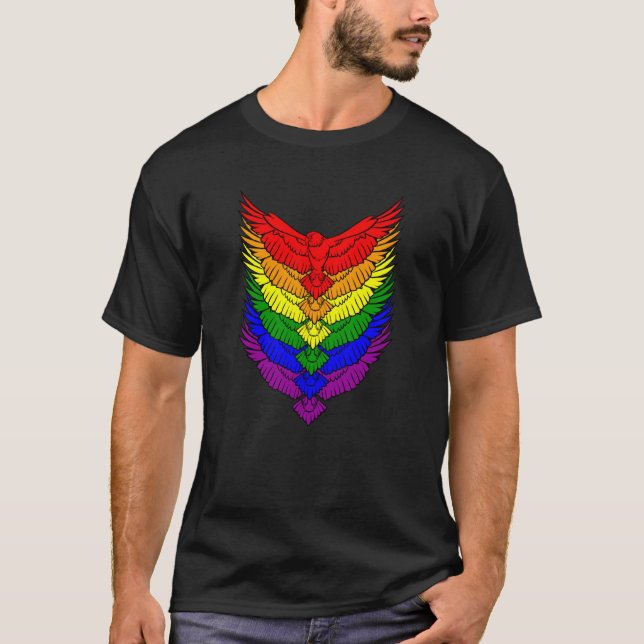 Hawks LGBTQ Strong Gay Pride Rainbow Flag LGBT Haw T-Shirt (Vorderseite)