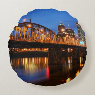 Hawthorne Brücke Rundes Kissen