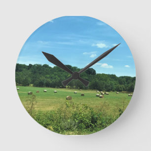 Hay Bales, Wytheville, Virginia Runde Wanduhr