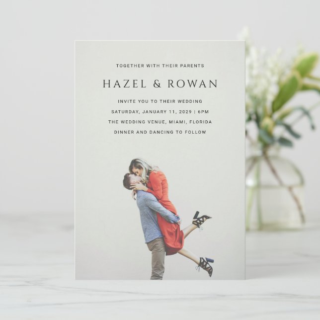 Hazel Foto Moderne Hochzeit Einladung (Stehend Vorderseite)