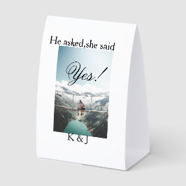 He asked she said yes engagement photo name stylis tischaufsteller