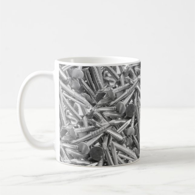 Heap der Nägel des Tischlers Kaffeetasse (Links)