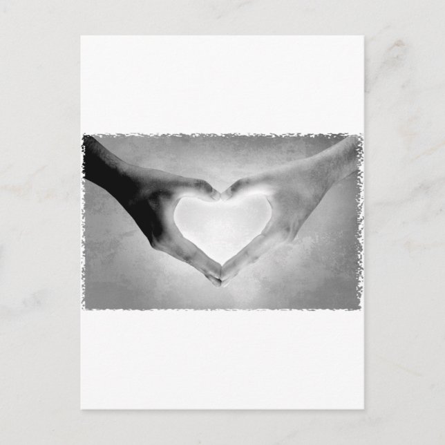 Heart Hands B&W Foto Postkarte (Vorderseite)