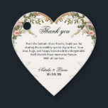 Heart Shaped Floral Wedding Vielen Dank Geschenkanhänger<br><div class="desc">Lassen Sie sich von dieser herzförmigen Gastgeschenk Hochzeit mit einem Vintag inspiriert Blumenbogen verzaubern, der mit sanften Rose, Elfenbein, goldenen Akzenten und üppiger Vegetation geschmückt ist. Die traumhaften Aquarelldetails und die elegante Herzform verleihen Ihren Gastgeschenke Hochzeiten eine poetische Optik - damit fühlen sich alle Geschenke wie Lieben. Es eignet sich...</div>