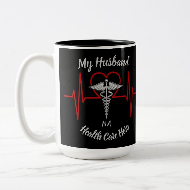 Heath Care Hero Husband Zweifarbige Tasse (Links)