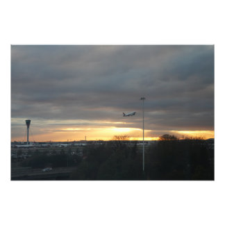 Heathrow-Abflug bei Sonnenuntergang Fotodruck