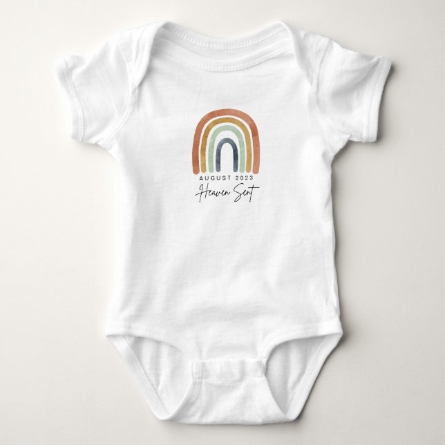Heaven Sent Boho Rainbow Baby Ankündigung Onsie Baby Strampler (Vorderseite)