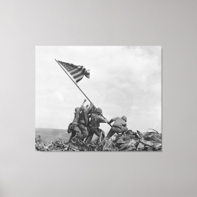 Heben der amerikanischen Flagge auf Iwo Jima (1945 Leinwanddruck (Vorderseite)