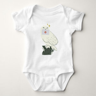 Hedwig mit Brief skizzenhafte Zeichnung Baby Strampler