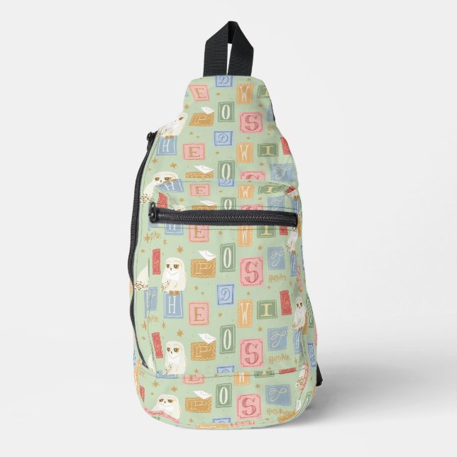 Hedwig-Post-Blockbuchstaben-Muster Crossbody Bag (Vorderseite)
