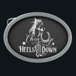 Heelse auf dem Cowgirl reiten Ovale Gürtelschnalle<br><div class="desc">"Kürzen Sie die Heelse runter" Cowgirl Zitat,  Pferdeliebhaber Gürtelschnalle. Reiten,  Western,  Landdesign mit Pferd,  Pferdeschuh und Western Cowboystiefel in Schwarz und Weiß. Sie können dieses Design auf jedes andere Produkt auf Zazzle übertragen,  schauen Sie sich an: "Transfer Design zu einem Produkt"!</div>
