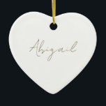 Heft für benutzerdefinierte Skriptnamen Keramik Ornament<br><div class="desc">Script Name Simple Heart Ornament. Jahr für Jahr.</div>