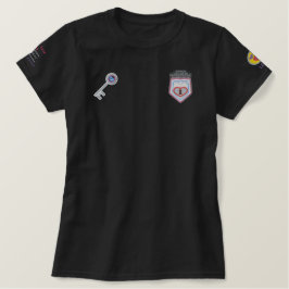 Heftasche und das T-Shirt bestickter Schlüssel