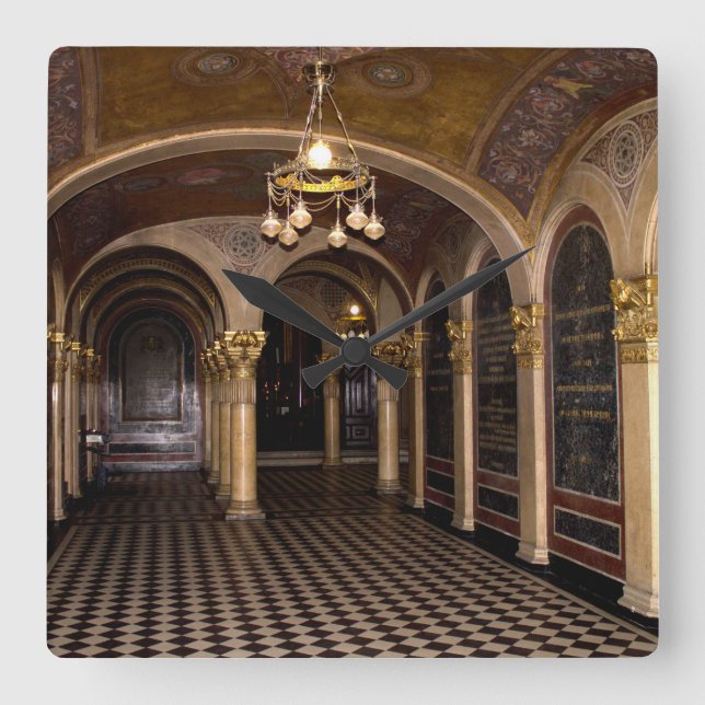 Heilige Dreifaltigkeit Griechisch-Orthodoxe Kirche Quadratische Wanduhr (Vorderseite)