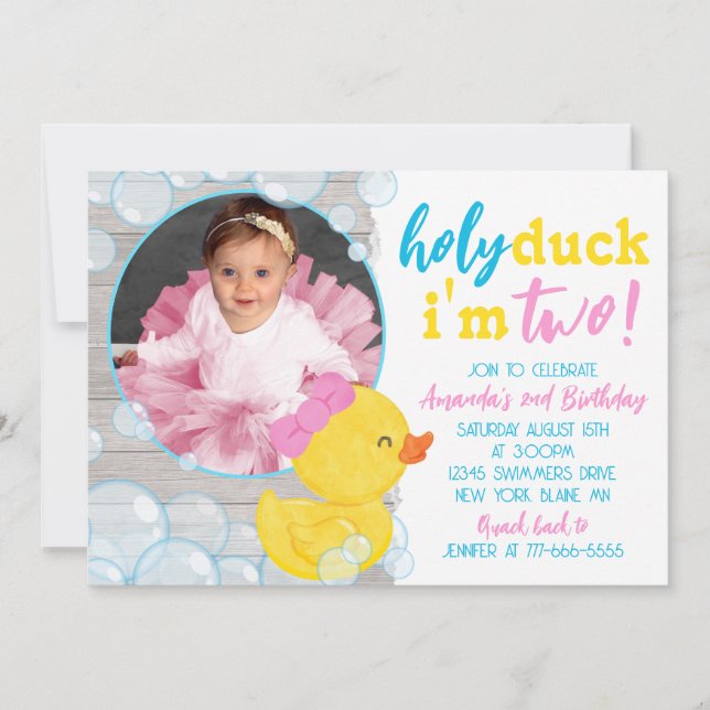 Heilige Ente Ich bin zwei Gummi Duck Foto Geburtst Einladung (Vorderseite)