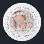 Heilige Taufe Einfache Rahmen Modernes Foto Große Wanduhr<br><div class="desc">Dieses einfache und klassische Design besteht aus Serifentypografie und fügt ein benutzerdefiniertes Foto hinzu. "Meine heilige Taufe" umkreist das Foto Ihres Kindes,  Kinderhirns usw.</div>