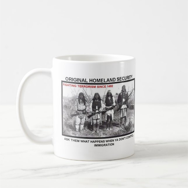 Heimat-Sicherheit 1492 Kaffeetasse (Links)