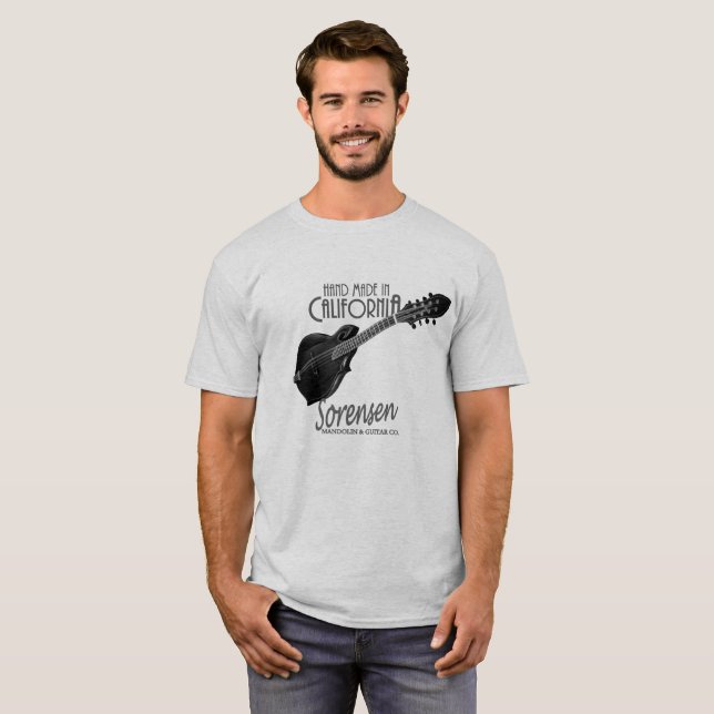 Heimlichkeit - handgemacht in Kalifornien T-Shirt (Vorne ganz)