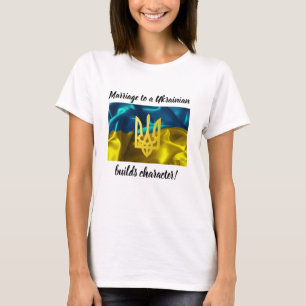 Heirat zu einem Ukrainer errichtet Charakter T-Shirt