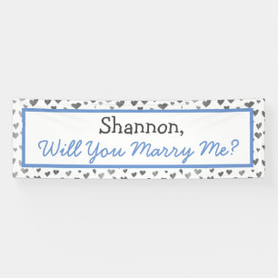 Heiraten Sie mich, Silberne Herzen Banner