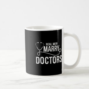 Heiratspensum von Ärzten Happy Husband Ehefrau Gro Kaffeetasse
