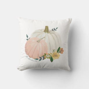 Heirloom Pumpkin mit Familiennamen Kissen