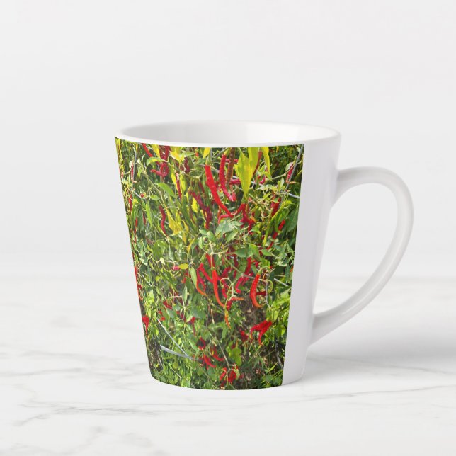 Heiße Paprikaschoten für den heißen Kaffee! Milchtasse (Rechts)