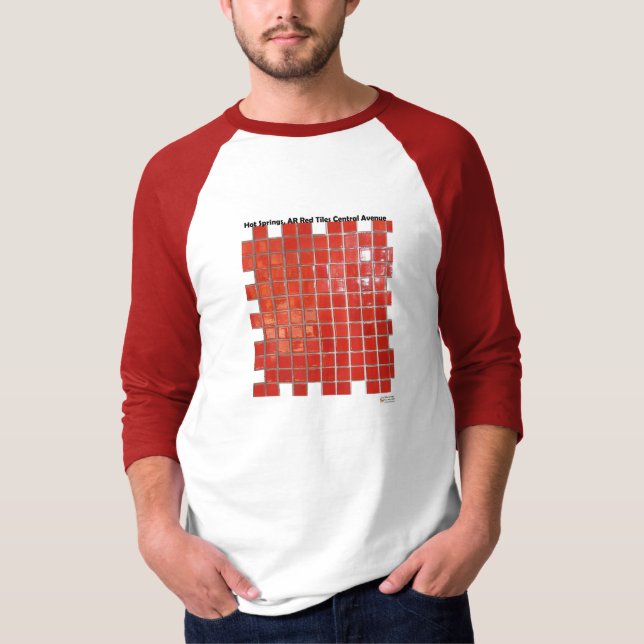 Heiße Quellen, AR-rote Fliesen, Mittelave-Geschenk T-Shirt (Vorderseite)