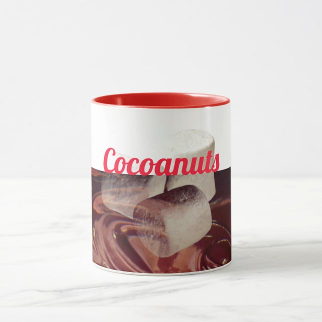 Heiße Schokolade-Kakaomarshmallow lustige Typograf Tasse (Zentrum)