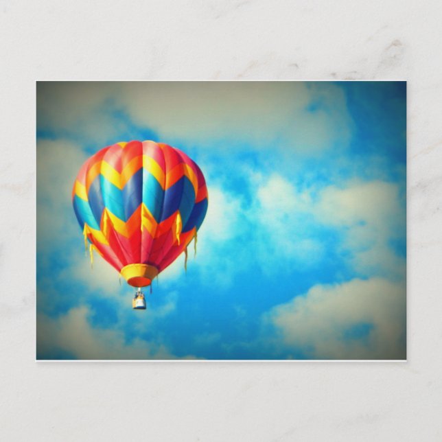 Heißluftballon Aloft im blauen Himmel Postkarte (Vorderseite)