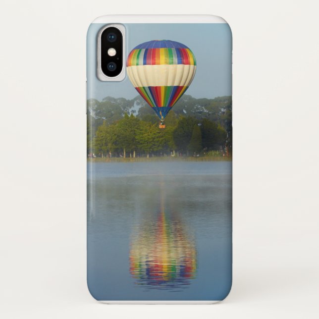 Heißluftballon über Fluss Case-Mate iPhone Hülle (Rückseite)