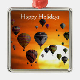 Heißluftballons im Flugmetallschmuck Ornament Aus Metall