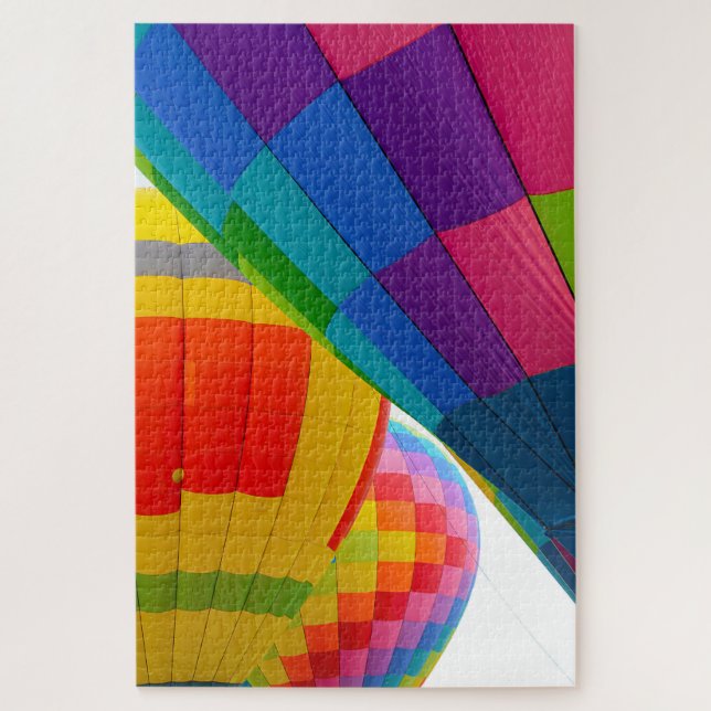 Heißluftballons in hellen Farben (Vertikal)