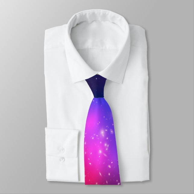 Heissrosa und Navy Blue Celestial Foto Krawatte (Gebunden)