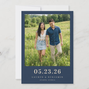 Heiteres grünes romantisches Foto Save The Date