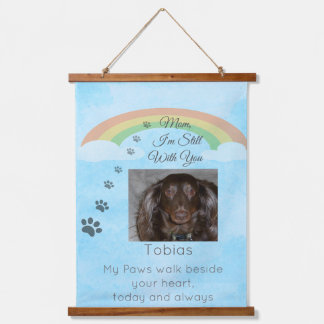 Held in the Light Beyond the Rainbow Wandteppich Mit Holzrahmen