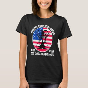 Helden tragen keine Kapen, sie tragen Hundesatzer T-Shirt