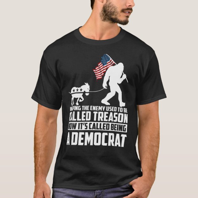 Helfen dem Gegner, der früher als Verrat galt, jet T-Shirt (Vorderseite)