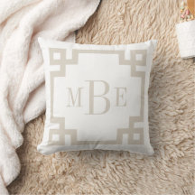 Hellbeige und weißer griechischer Schlüssel | MIT 