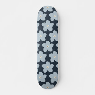 Hellblau und marineblaue Retro-Blume Skateboard