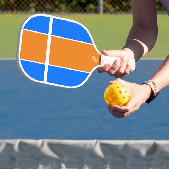 Hellblaue Mandarine Orangefarbene Streifen Pickleball Schläger (InSitu)