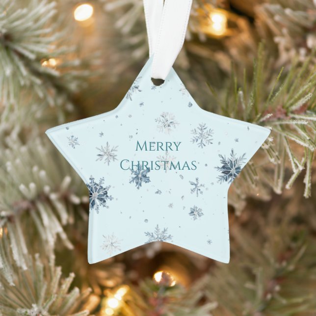 Hellblaue Schneeflocken Weihnachten  Ornament (Baum)