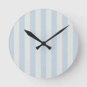 Hellblaue Streifen Runde Wanduhr