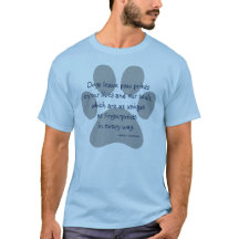 Hellblaue und graue T - Shirt-Hunde verlassen