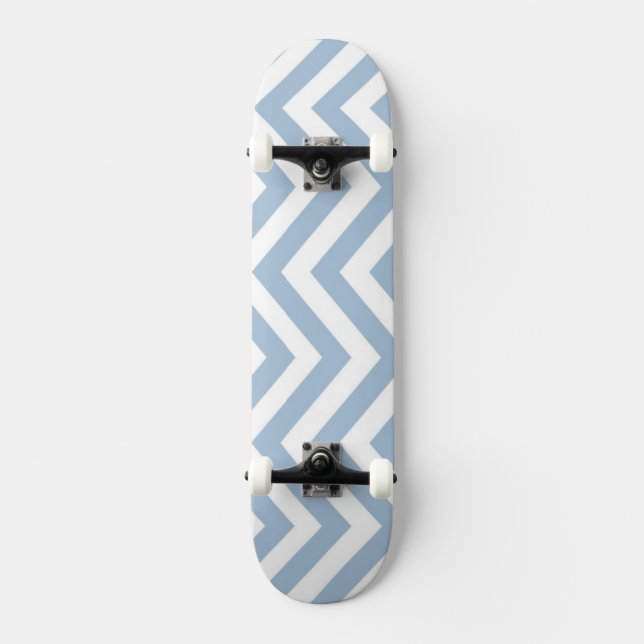 Hellblauer Grunge-strukturiertes Zickzack Skateboard (Vorderseite)