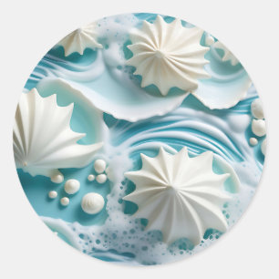 Hellblauer Ozean Hintergrund mit Seashells Runder Aufkleber