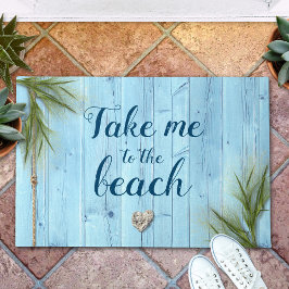 Hellblauer, rustikaler Küstenwald bringt mich zum Fußmatte